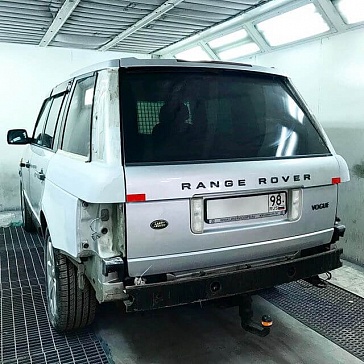 Покраска крыла Range Rover